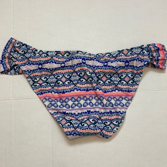 🌞NWT O’Neil multicolored Aztec design bottom A-57 - Picture 7 of 9